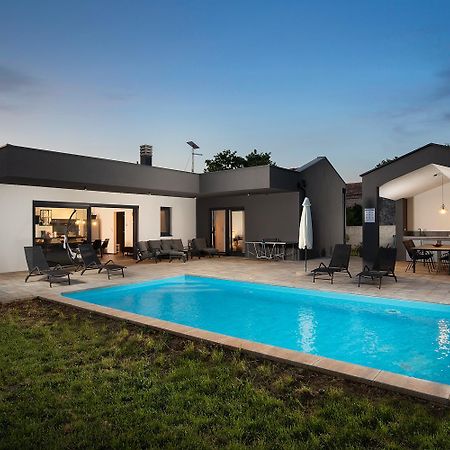 Vila Nora With Heated Pool Marčana 外观 照片